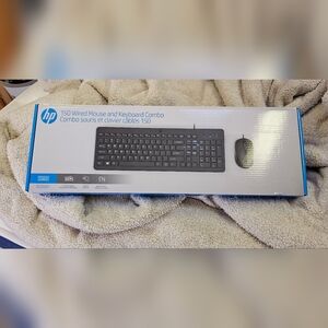 HP 150 Wired Keyboard and Mouse Set in Black